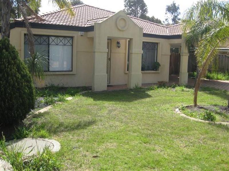 39 Kangaroo Entrance, Stratton WA 6056