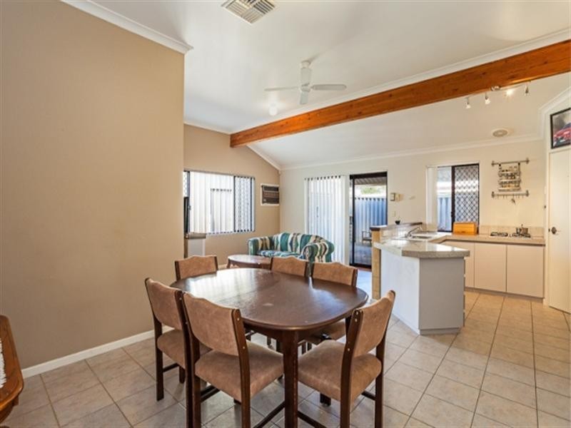 46 Cockman Cross, Stratton WA 6056