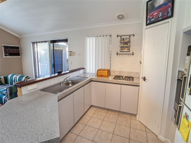 46 Cockman Cross, Stratton WA 6056