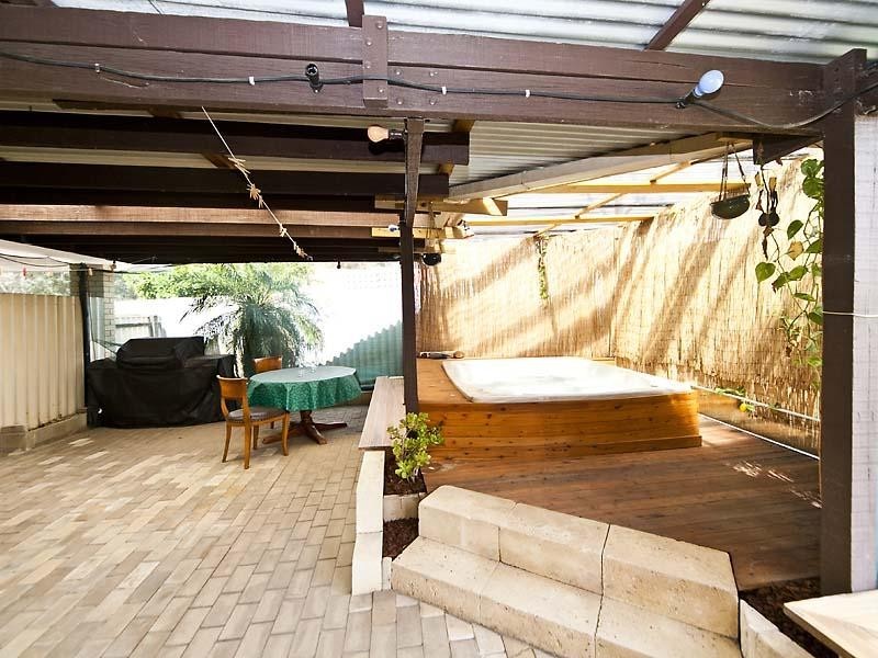 30 Park Lane, Alexander Heights WA 6064