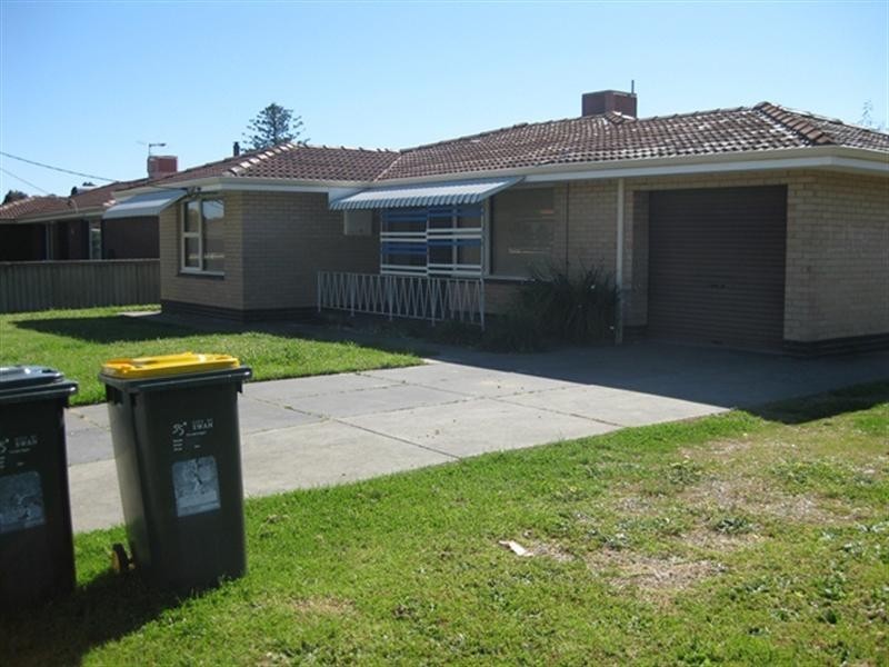 4 Taylor Crescent, Midland WA 6056