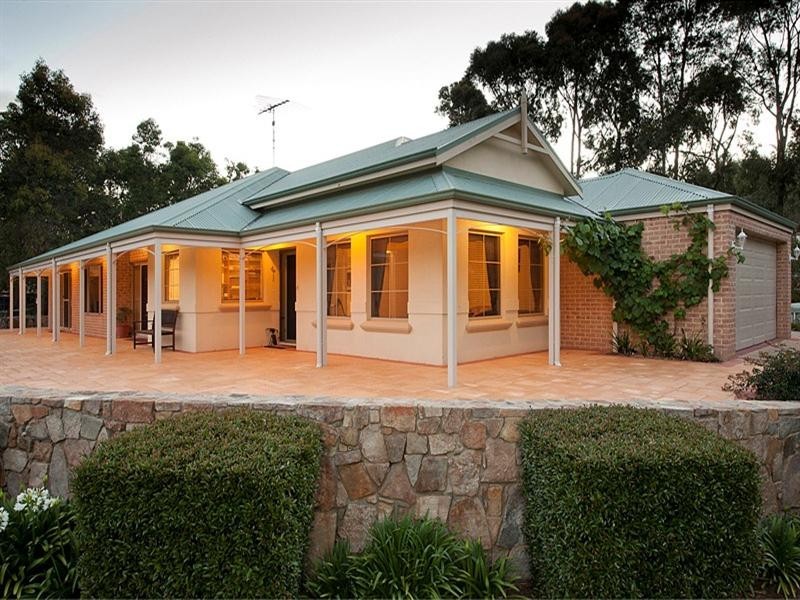 18 National Park Road, Swan View WA 6056