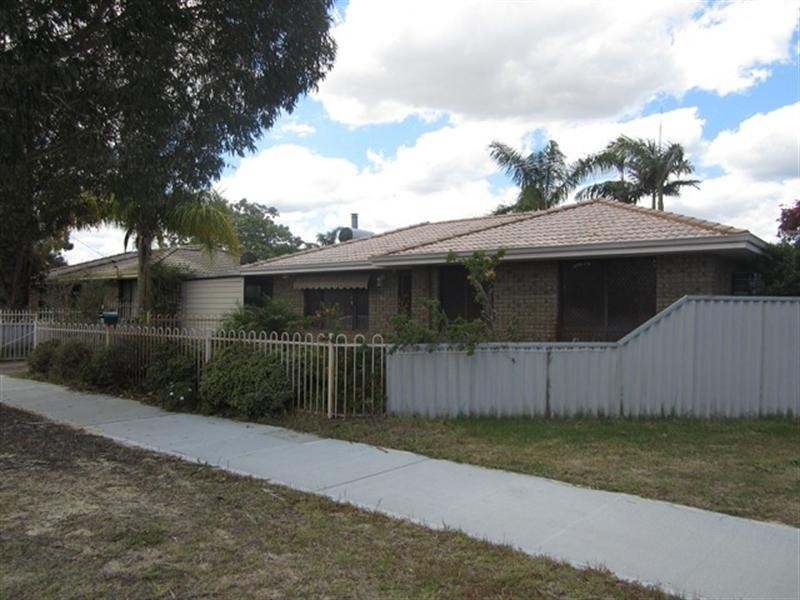 96 Ferguson Street, Midland WA 6056