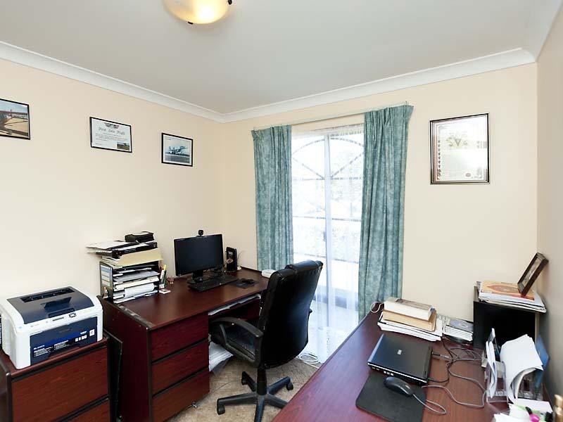 5 Tallow Grove, Helena Valley WA 6056