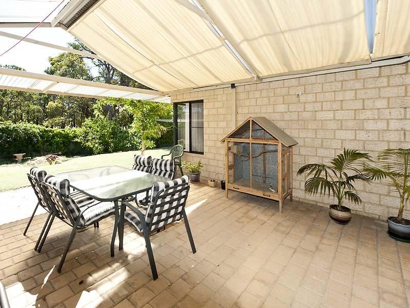 5 Tallow Grove, Helena Valley WA 6056