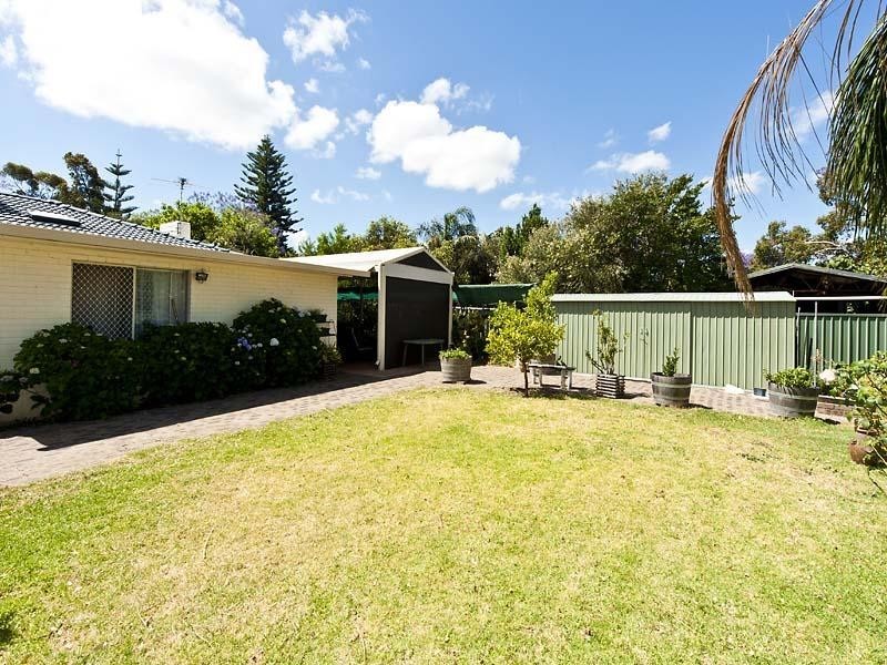 9 Markham Way, High Wycombe WA 6057