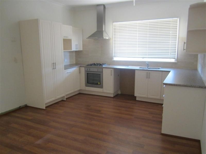 196 Haddrill Road, Baskerville WA 6056