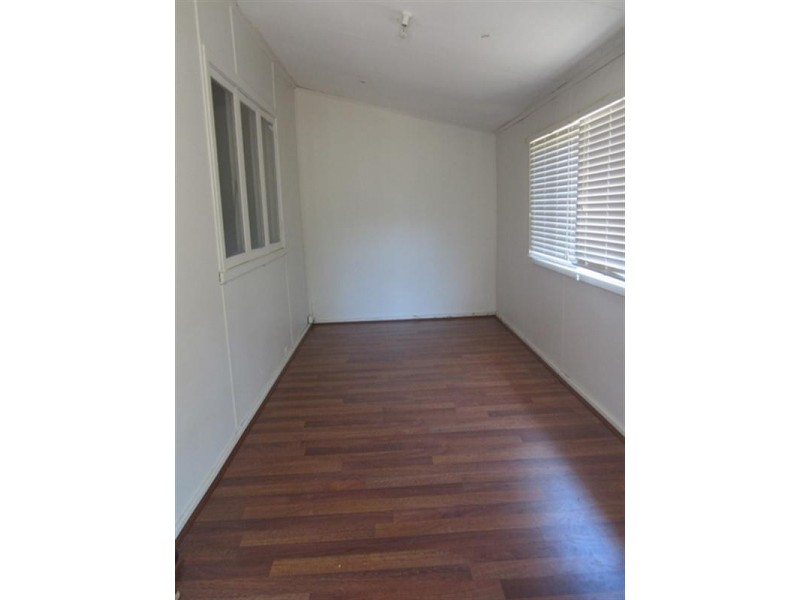 196 Haddrill Road, Baskerville WA 6056