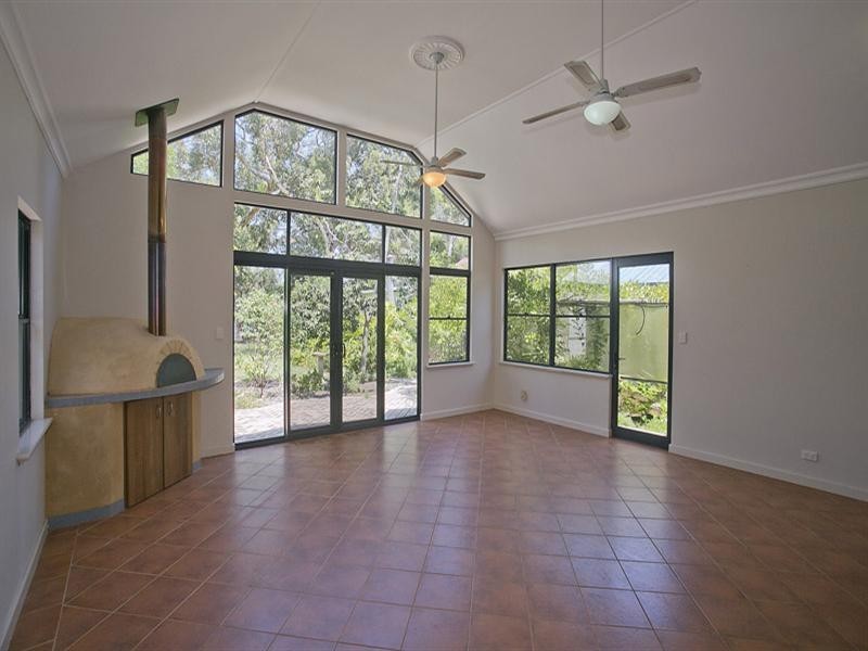 10 Christina Street, Hazelmere WA 6055