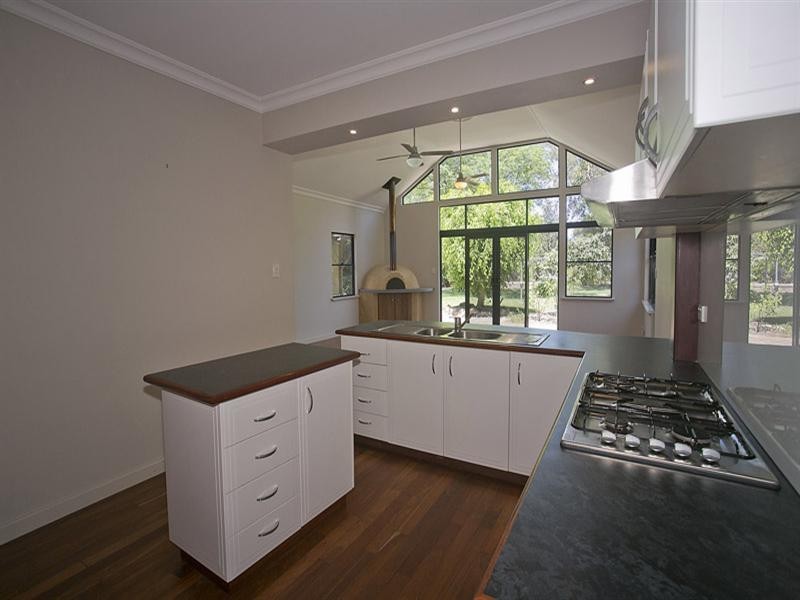 10 Christina Street, Hazelmere WA 6055