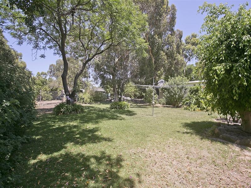 10 Christina Street, Hazelmere WA 6055