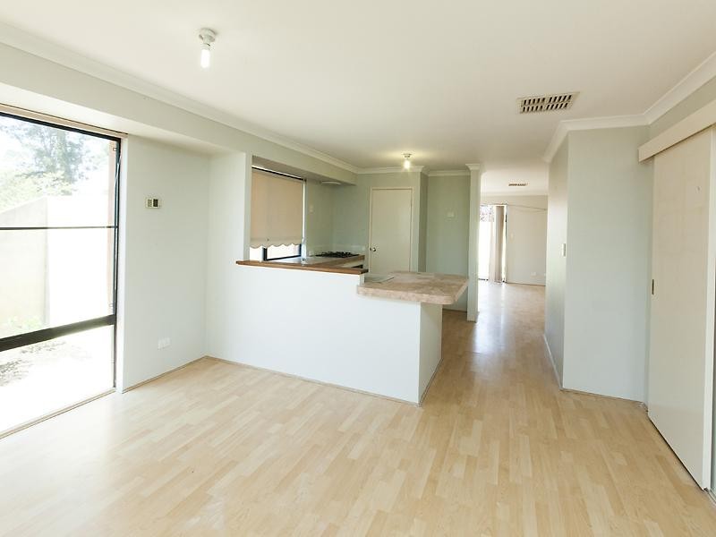 2 Siena Lane, Ellenbrook WA 6069