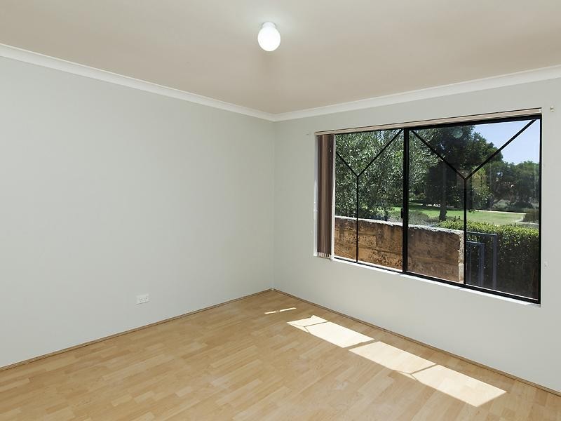 2 Siena Lane, Ellenbrook WA 6069