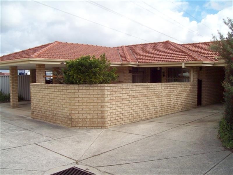 10/7 Park Road, Midvale WA 6056