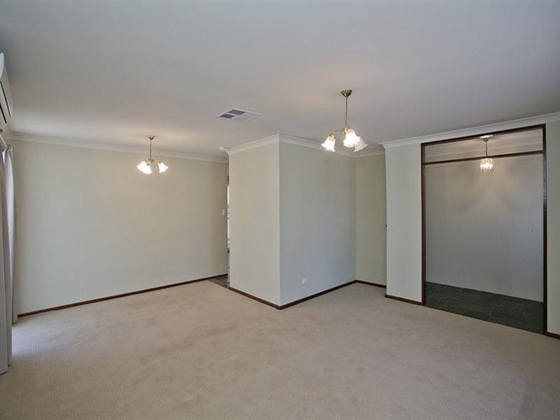 13 Rangeview Drive, Bellevue WA 6056