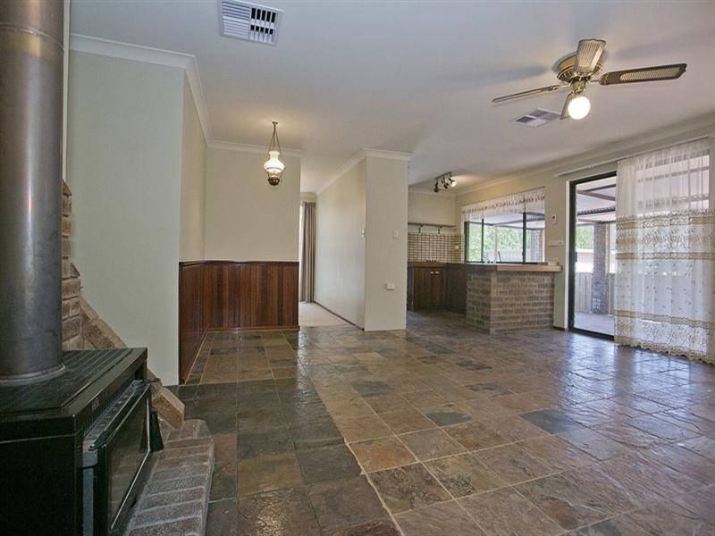 13 Rangeview Drive, Bellevue WA 6056