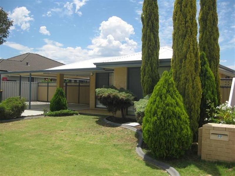 82 Bennett Street, Caversham WA 6055