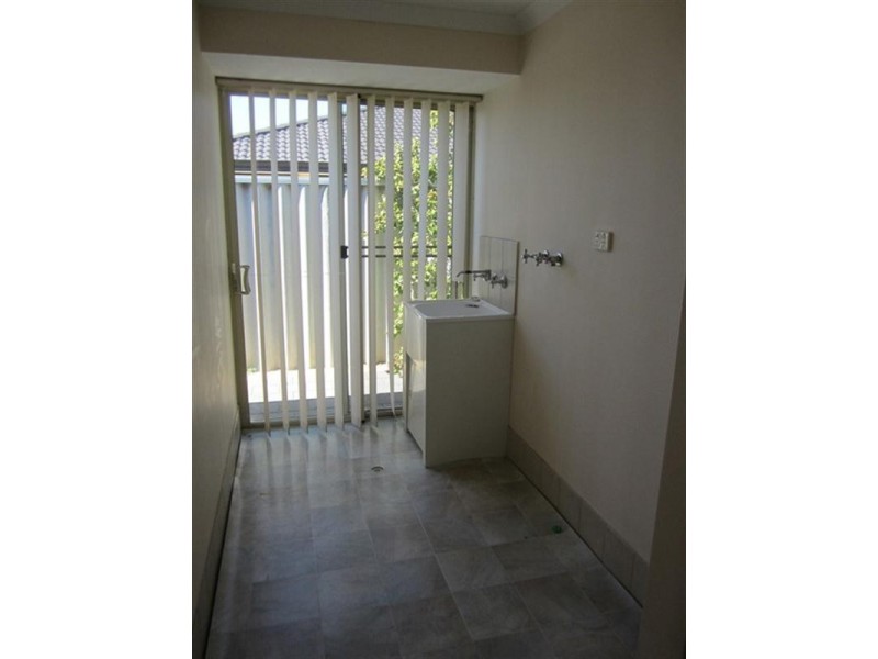 35 Alsace Avenue, Caversham WA 6055