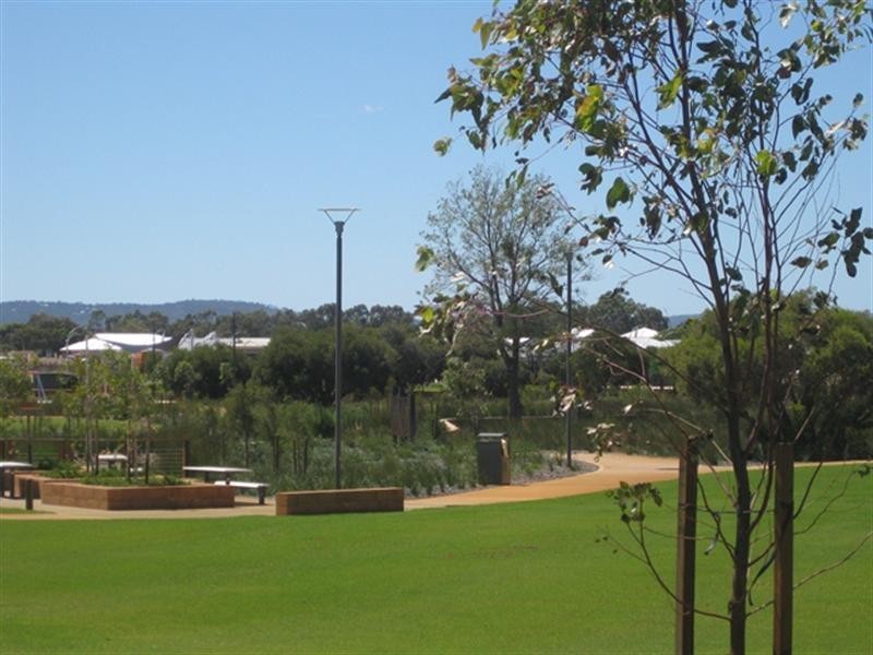 30 MIllot Vista, Caversham WA 6055