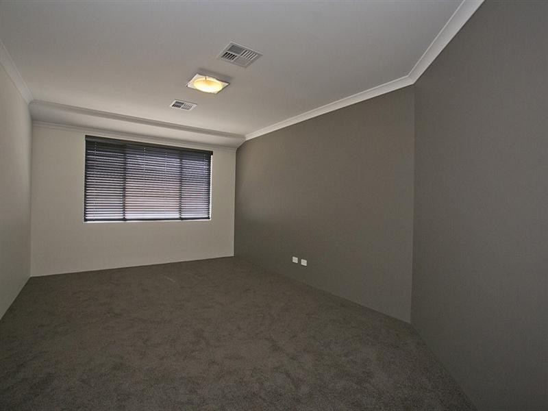 30 MIllot Vista, Caversham WA 6055