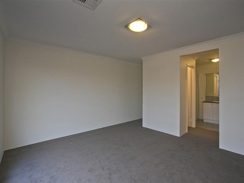 30 MIllot Vista, Caversham WA 6055