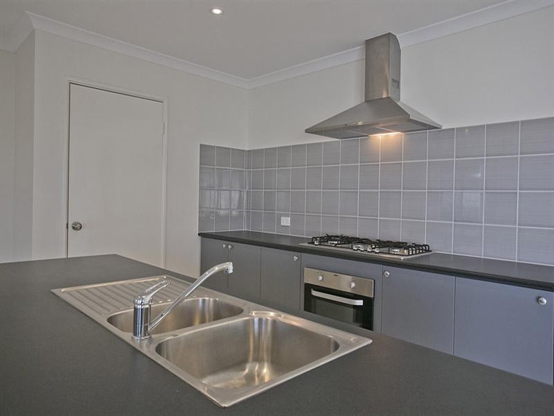 30 MIllot Vista, Caversham WA 6055