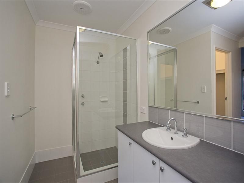 30 MIllot Vista, Caversham WA 6055