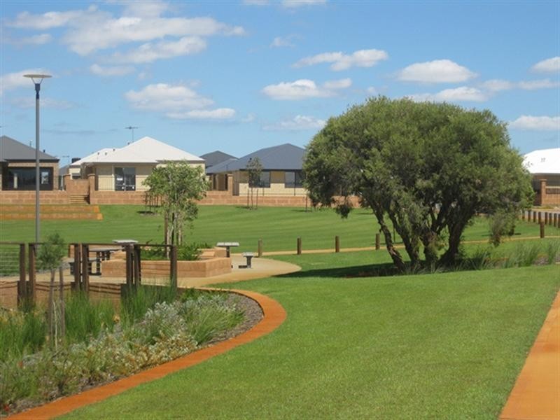 30 MIllot Vista, Caversham WA 6055