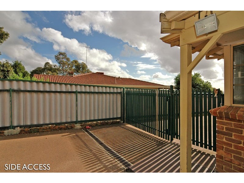 8 Brie Brie Crescent, Kalamunda WA 6076