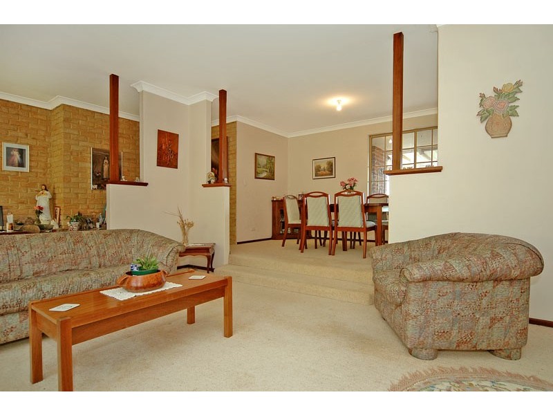 8 Brie Brie Crescent, Kalamunda WA 6076