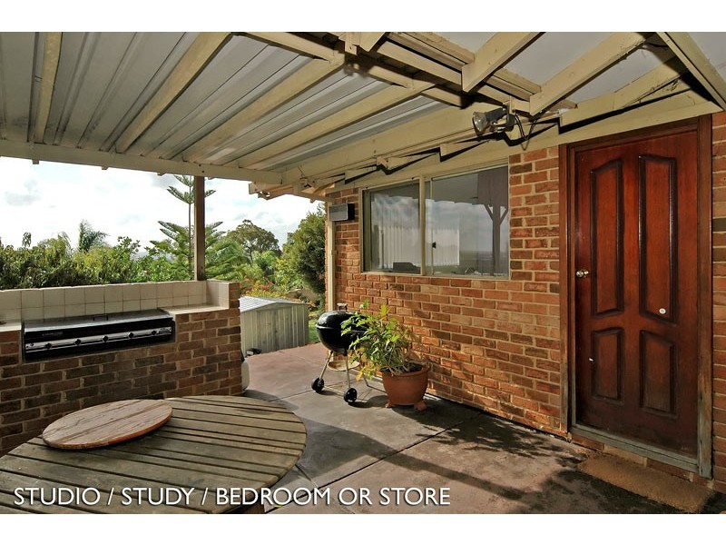 8 Brie Brie Crescent, Kalamunda WA 6076