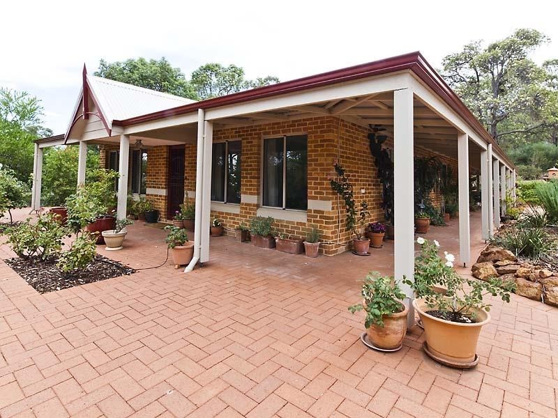 24 Cecil Street, Glen Forrest WA 6071