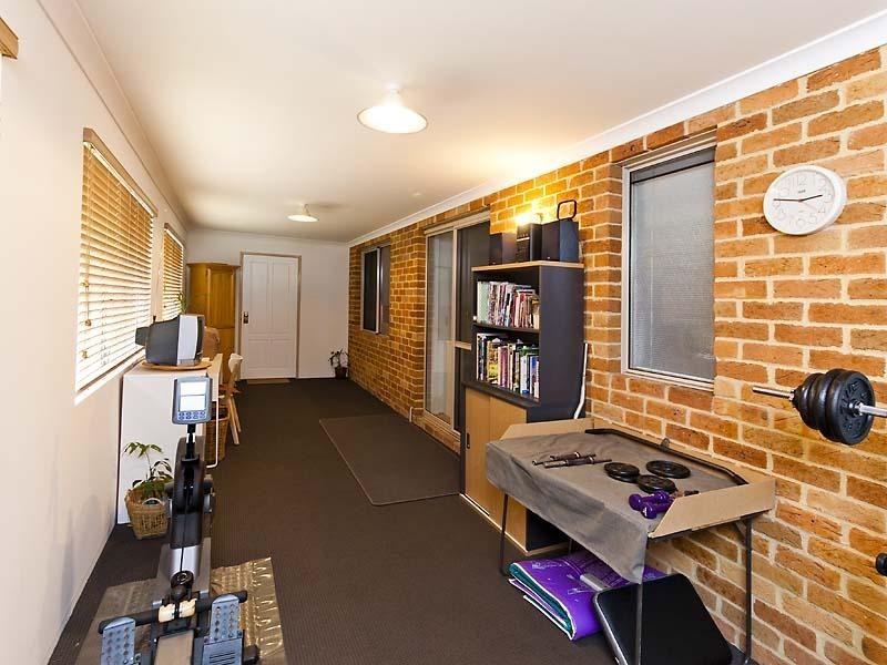 24 Cecil Street, Glen Forrest WA 6071