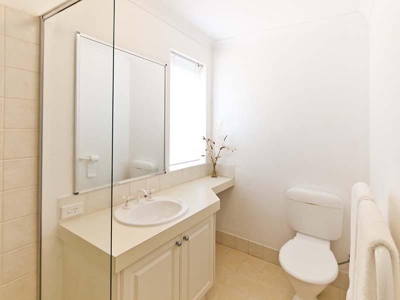 24 Cecil Street, Glen Forrest WA 6071