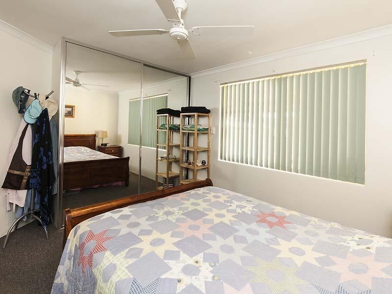 49 Reynolds Close, Swan View WA 6056