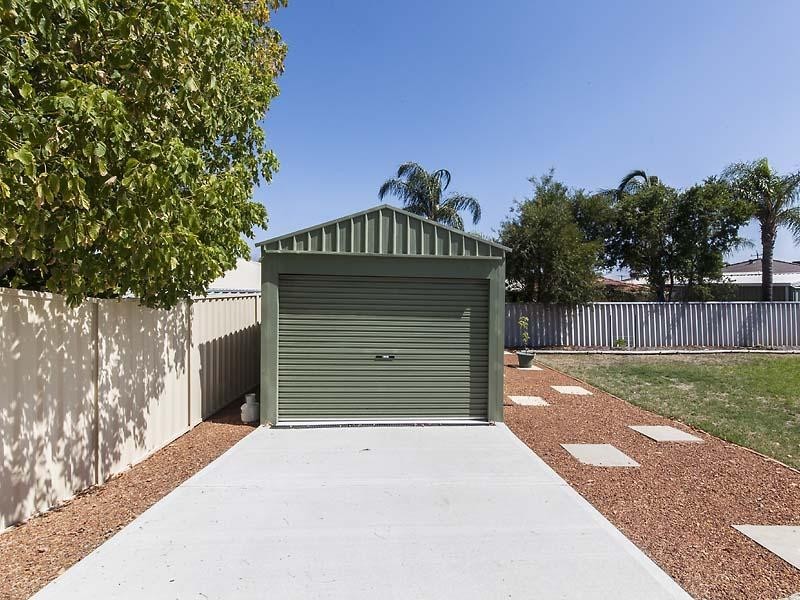 49 Reynolds Close, Swan View WA 6056