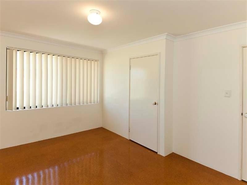 32 Weld Road, Swan View WA 6056