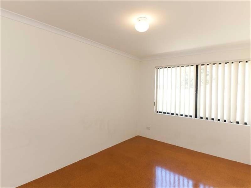 32 Weld Road, Swan View WA 6056