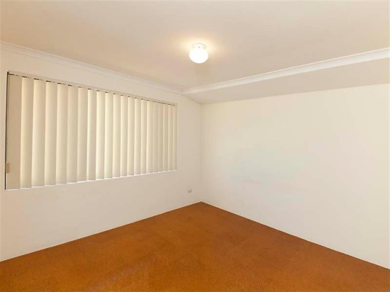 32 Weld Road, Swan View WA 6056