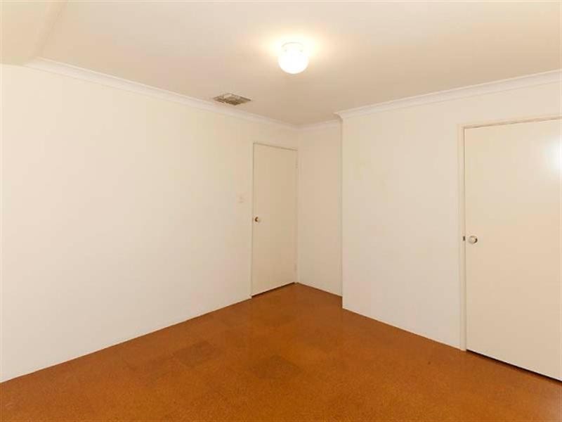 32 Weld Road, Swan View WA 6056