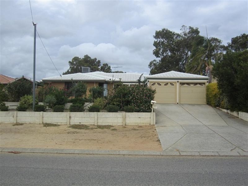 116 Innaminka Road, Greenmount WA 6056