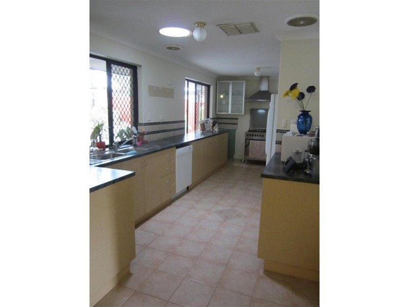 116 Innaminka Road, Greenmount WA 6056