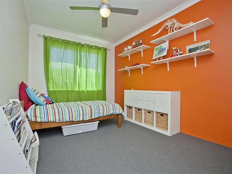 5 Parkfarm Drive, South Guildford WA 6055