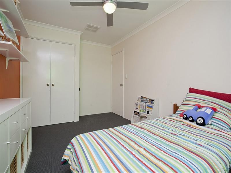 5 Parkfarm Drive, South Guildford WA 6055