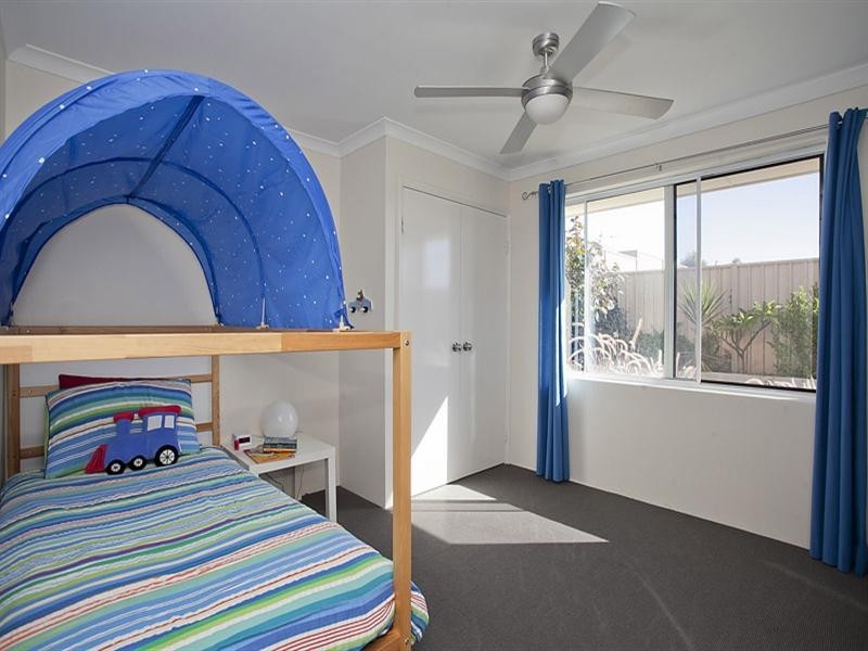 5 Parkfarm Drive, South Guildford WA 6055