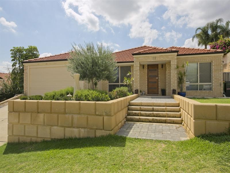 85 Stapleford Place, Swan View WA 6056