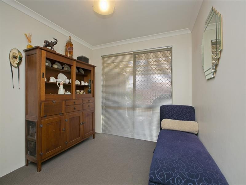 85 Stapleford Place, Swan View WA 6056