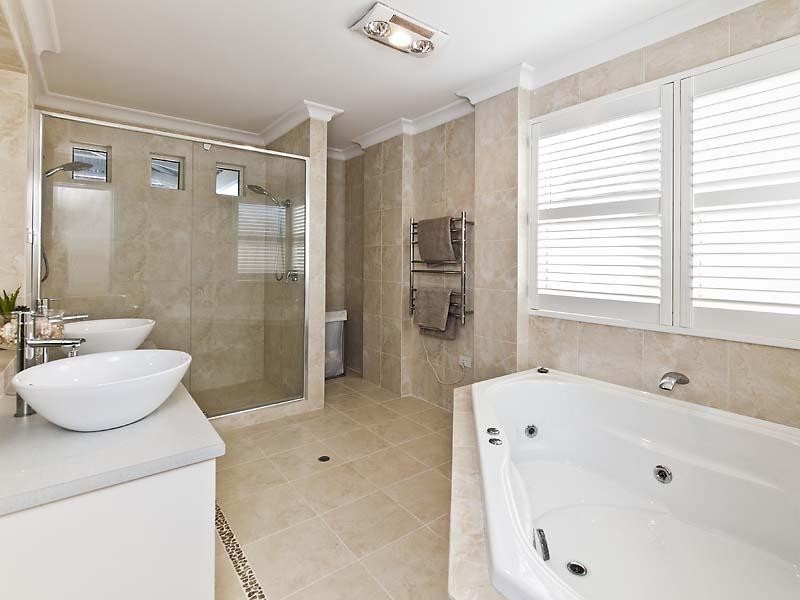 128 Riverview Avenue, South Guildford WA 6055