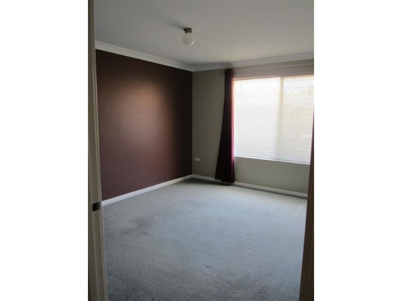 10/1 Park Road, Midvale WA 6056