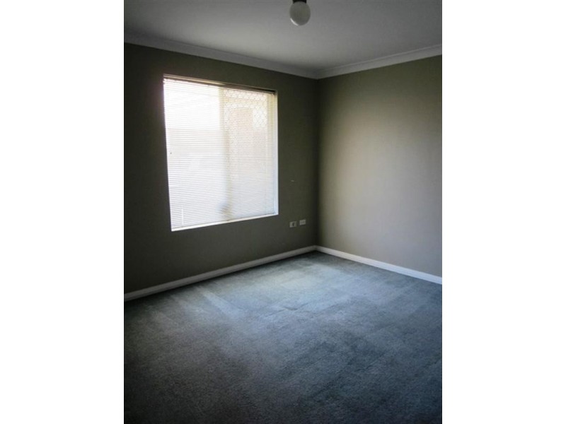10/1 Park Road, Midvale WA 6056